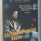 Aki Kaurismäki: LAITAKAUPUNGIN VALOT (2006) *UUSI* - pikkukuva 1