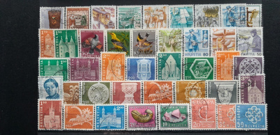SVEITSI n.1960-80 LEIMATTUJA postimerkkejä 42 kpl