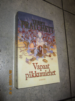 Terry Pratchett : Vapaat pikkumiehet - hienokunto