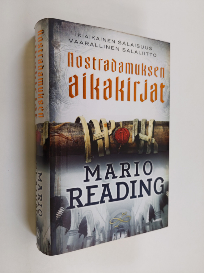 Mario Reading : Nostradamuksen aikakirjat