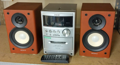 Kotistereo Sony mini