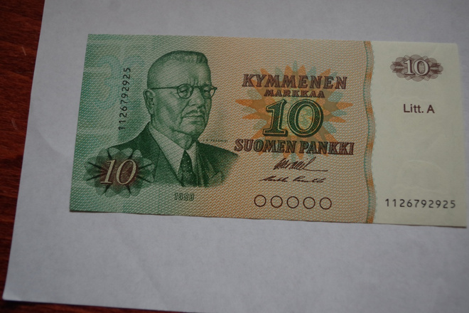 10 mk 1980 Litt A, peräkkäiset numerot 2 kpl