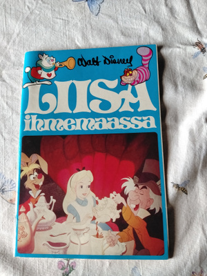 liisa ihmemaassa
