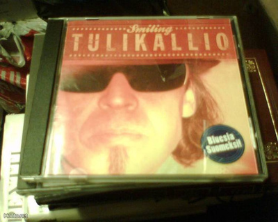 CD SMILING TULIKALLIO ( Bluesia suomeksi ! ) Sis.postikulu
