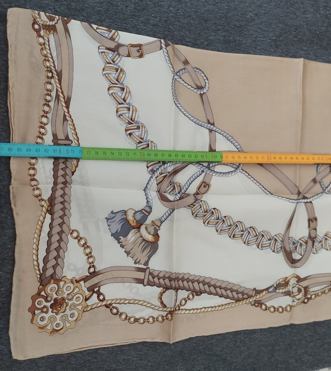 Silkkihuivi 86 cm ruskea / beige / vaalea / harmaa