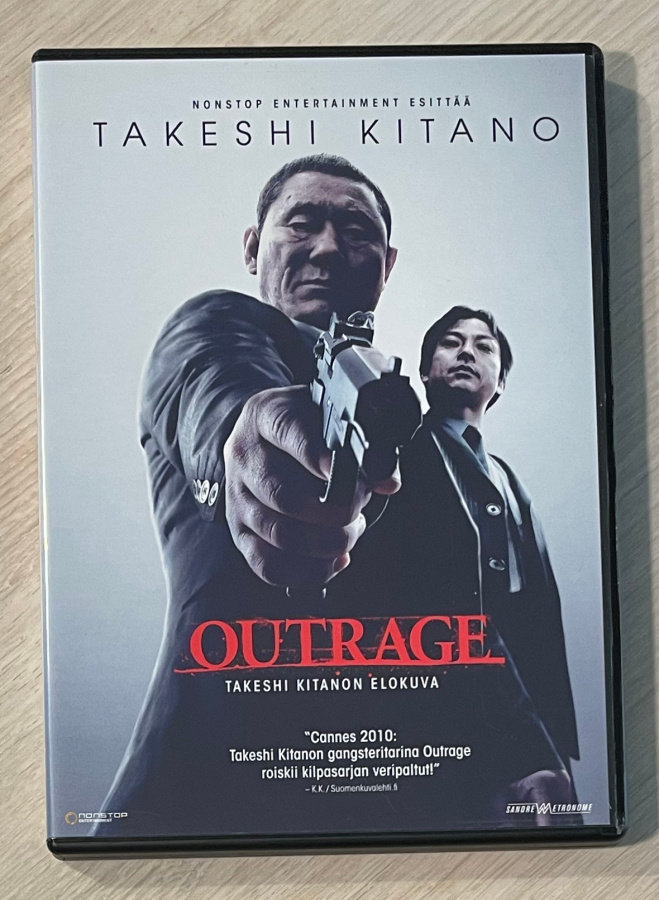Takeshi Kitano: OUTRAGE (2010) Kitanon väkivaltaisin elokuva