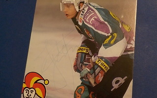 JUHA LIND NIMIKIRJOITUS JOKERIT KORTISSA