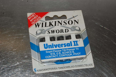 Wilkinson Universal II -partaterät