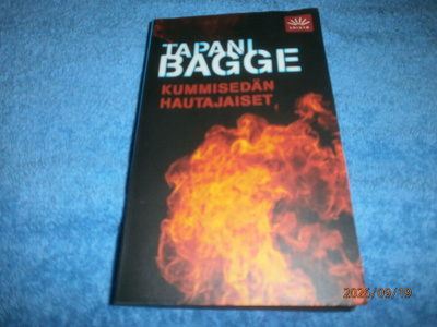 TAPANI BAGGE - KUMMISEDÄN HAUTAJAISET