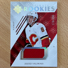 2018-19 Ultimate Juuso Valimaki Rookie Jersey /399 - pikkukuva 1