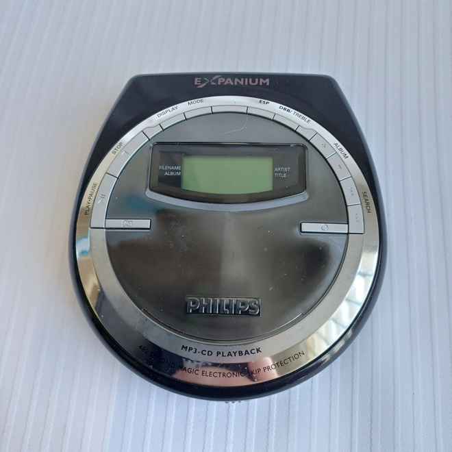 Kerkkä 100/7/26 Philips MP3/CD-soitin
