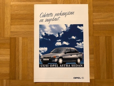 Esite Opel Astra Sedan