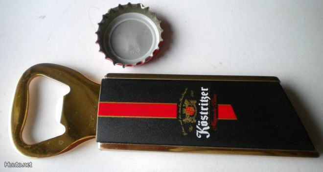 Olut pullon avaaja kaunis kullanvärinen OLUT merkki