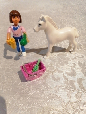 LEGO BELVILLE 5822 JENNIFER AND FOAL