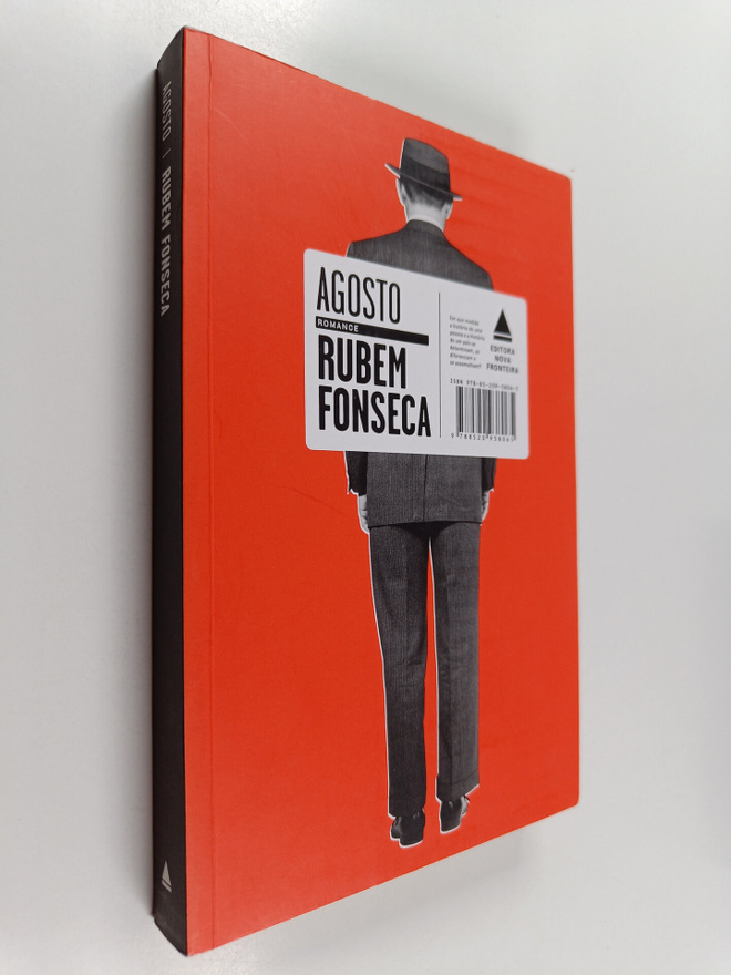 Rubem Fonseca : Agosto