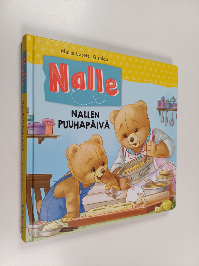 Maria Loretta Giraldo : Nallen puuhapäivä