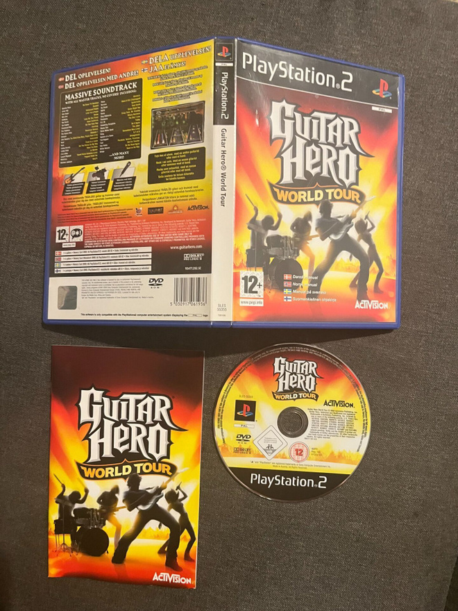 Guitar Hero - World Tour PS2 (Suomijulkaisu)