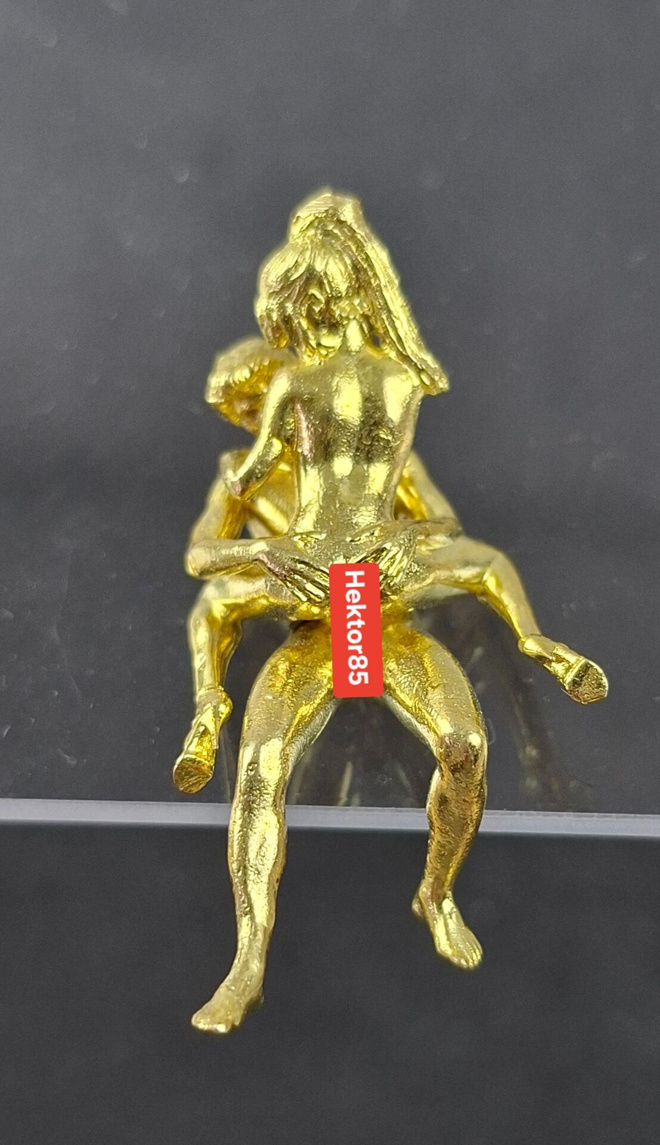 Erotic figurine sculpture in metal