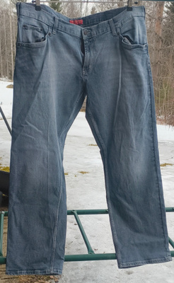 M-JEANS - miesten farkut - koko W42 L32
