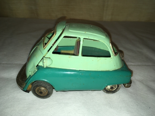 Isetta Bandai peltinen leikkiauto