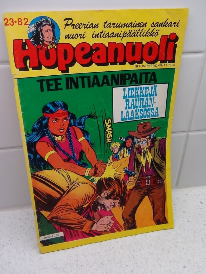 HOPEANUOLI, 1982 NO: 23, LIEKKEJÄ RAUHANLAAKSOSSA