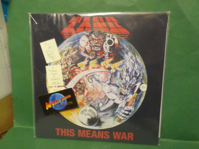 TANK - THIS MEANS WAR M-/M- LP + 7" + POSTER