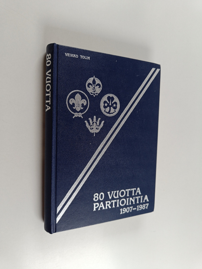 Veikko Tolin : 80 vuotta partiointia : 1907-1987