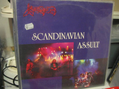 VENOM - SCANDINAVIAN ASSAULT VINYYLI EX+/EX+ SWE +