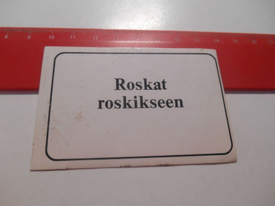 Jenkki Tarra-Jenkki # Roskat roskikseen