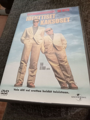 Identtiset kaksoset