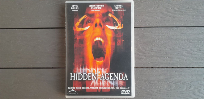 DVD: Hidden Agenda (Kevin Dillon, Christopher Plummer 1998)