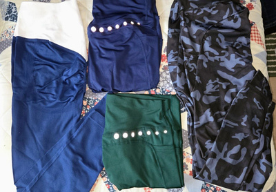 Treeni leggings trikoot 4 kpl koko L