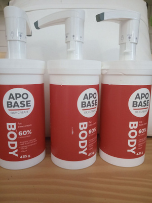 APOBASE OILY CREAM 435g