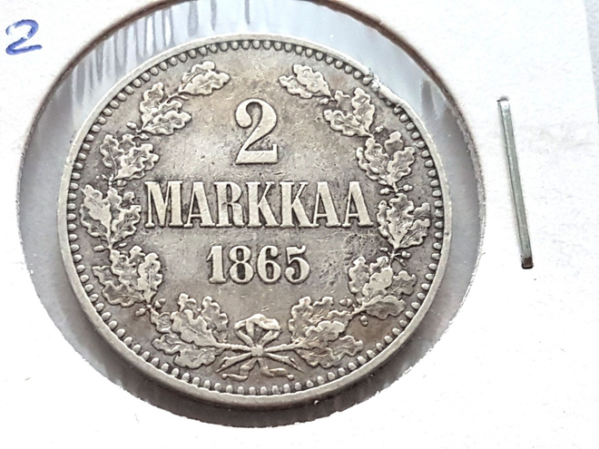 2 markkaa 1865. Rusetin päissä pallot.