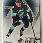 Ville Ottavainen 2025-26 SP Authentic Freshman Focus Rookie - pikkukuva 1