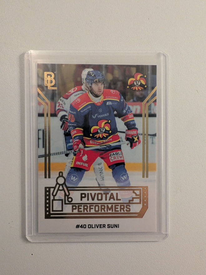 Blueline26-27 Pivotal GOLD, Oliver Suni Jokerit /300