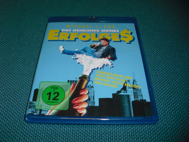 MENESTYKSEN AVAIN (Michael J. Fox) BD, EI FI-text***