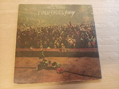 lp  Neil Young  Time fades away 