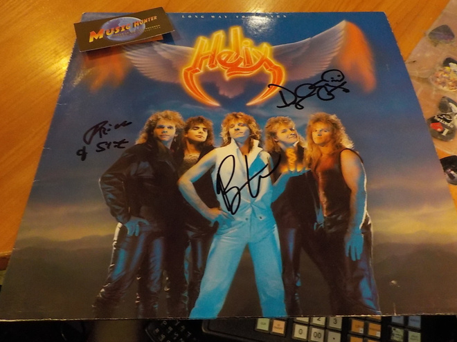 HELIX - LONG WAY TO HEAVEN EX/EX LP KOLMELLA NIMMARILLA
