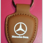 Pieni nahkainen ruskea Mercedes avaimenperä #30269 - pikkukuva 1