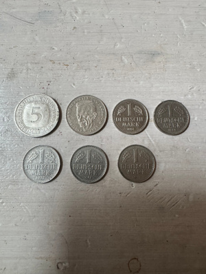 myydään saksan markkoja vuosilta1994-1950. yhteensä 7 kpl
