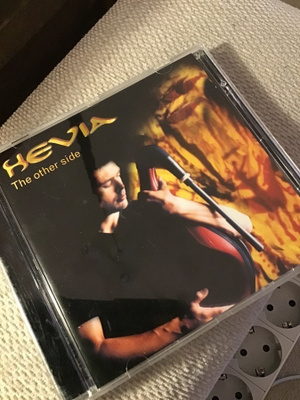 Hevia . The other side CD 2000