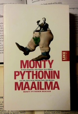 Monty Pythonin maailma Monty Pythonin mukaan (pokkari)