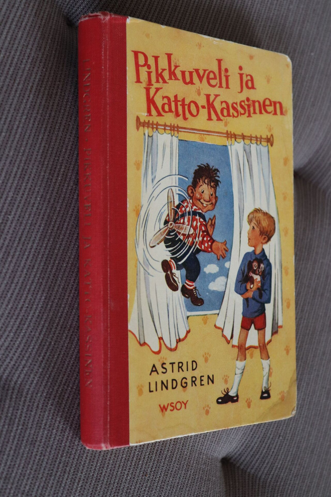 Astrid Lindgren : Pikkuveli ja Katto-Kassinen ( 1.p. 1956 )