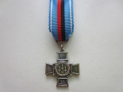 8--Divisioonan Pienoiskunniamerkki