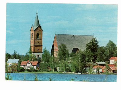 Hauho: kirkko ja rantaa