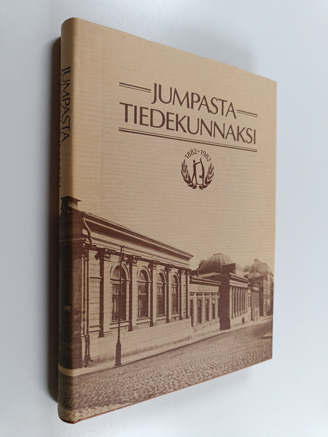 Kalervo Ilmanen : Jumpasta tiedekunnaksi : suomalainen vo...