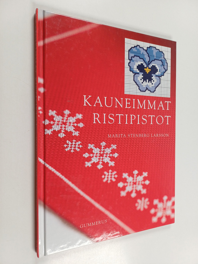Marita Stenberg Larsson : Kauneimmat ristipistot