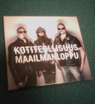 KOTITEOLLISUUS: Maailmanloppu CD ( Sis.postikulut )