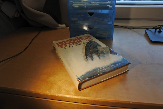 Clive Cussler: Nostakaa Titanic!, sidottu, hyvä